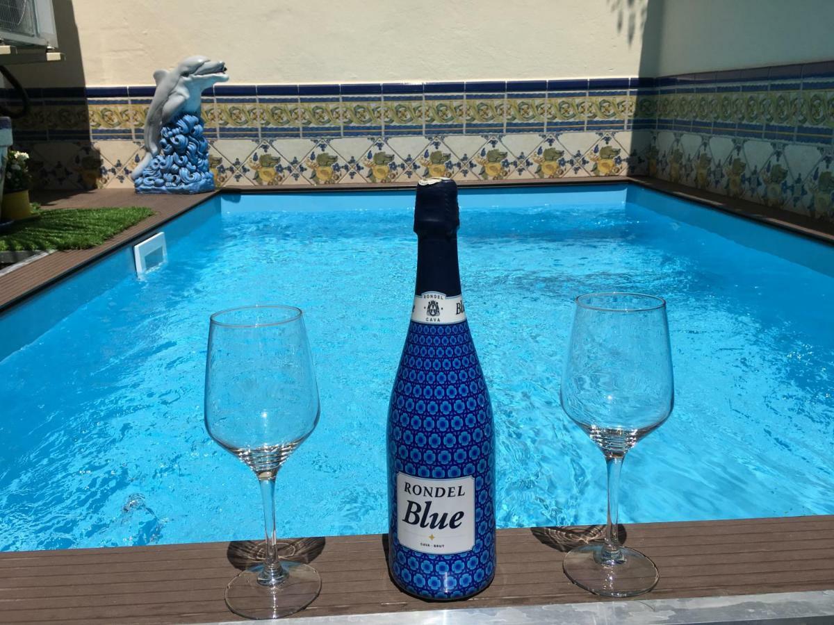 Apartment With Private Patio Fuengirola Esterno foto