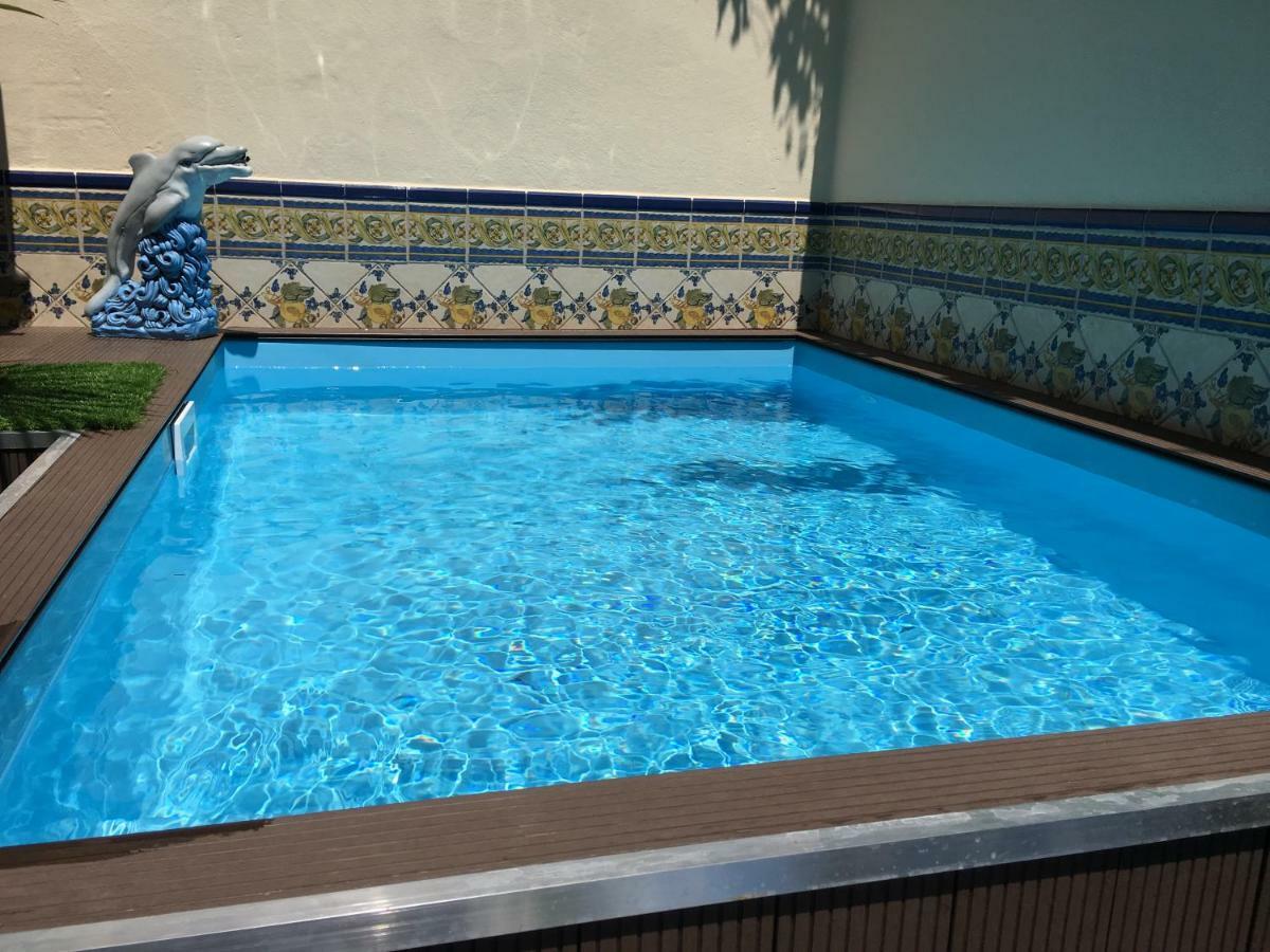 Apartment With Private Patio Fuengirola Esterno foto