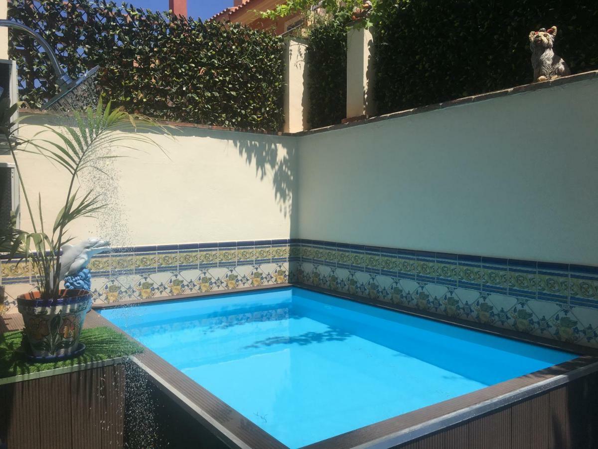 Apartment With Private Patio Fuengirola Esterno foto