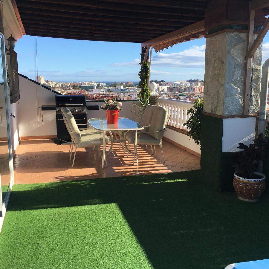 Apartment With Private Patio Fuengirola Esterno foto